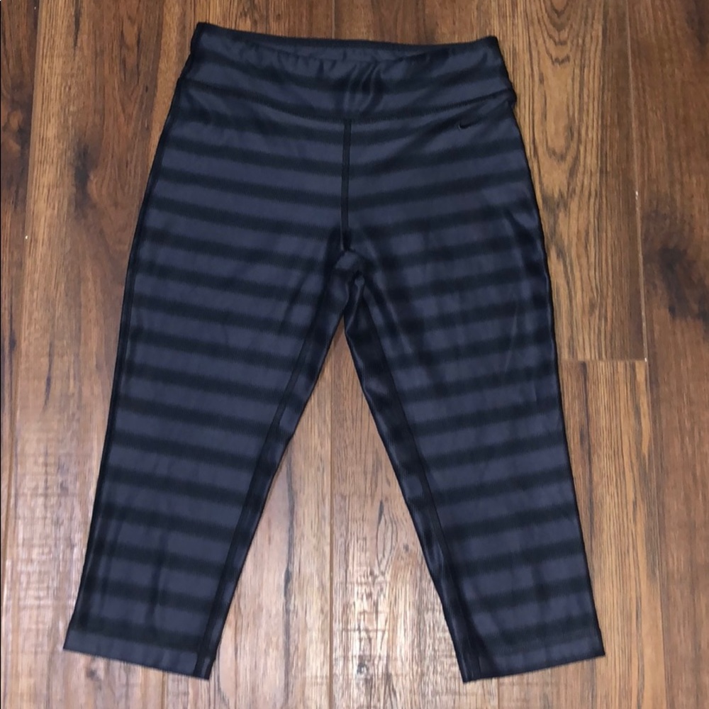 Nike leggings